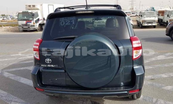 Buy Import Toyota 4Runner Green Car in Import - Dubai in Dushanbe Buy Import Toyota 4Runner Green Car in Import - Dubai in Dushanbe