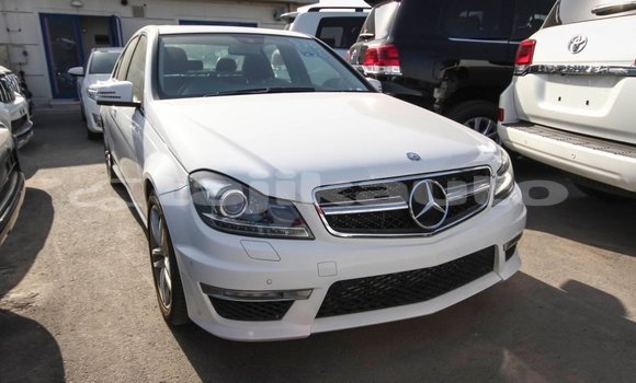Buy Import Mercedes-Benz 200 White Car in Import - Dubai in Dushanbe Buy Import Mercedes-Benz 200 White Car in Import - Dubai in Dushanbe
