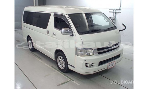 Buy Import Toyota Regius White Car in Import - Dubai in Dushanbe Buy Import Toyota Regius White Car in Import - Dubai in Dushanbe