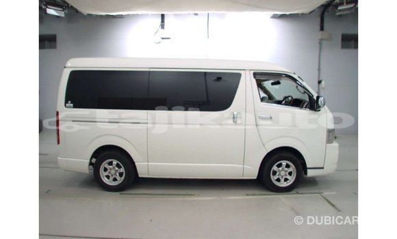 Buy Import Toyota Regius White Car in Import - Dubai in Dushanbe Buy Import Toyota Regius White Car in Import - Dubai in Dushanbe