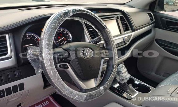 Buy Import Toyota Highlander Other Car in Import - Dubai in Dushanbe Buy Import Toyota Highlander Other Car in Import - Dubai in Dushanbe