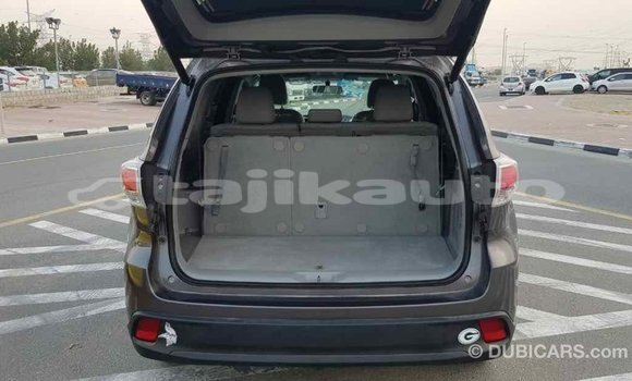 Buy Import Toyota Highlander Other Car in Import - Dubai in Dushanbe Buy Import Toyota Highlander Other Car in Import - Dubai in Dushanbe