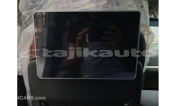 Buy Import Toyota Land Cruiser White Car in Import - Dubai in Dushanbe Buy Import Toyota Land Cruiser White Car in Import - Dubai in Dushanbe