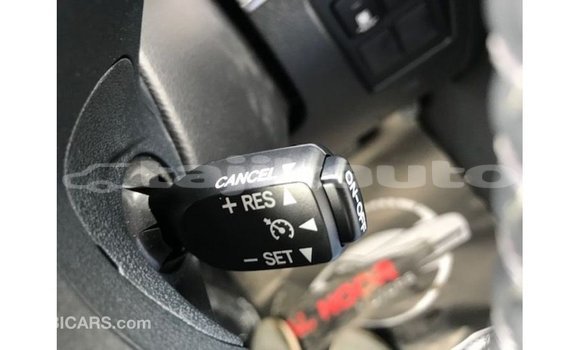 Buy Import Toyota Land Cruiser White Car in Import - Dubai in Dushanbe Buy Import Toyota Land Cruiser White Car in Import - Dubai in Dushanbe