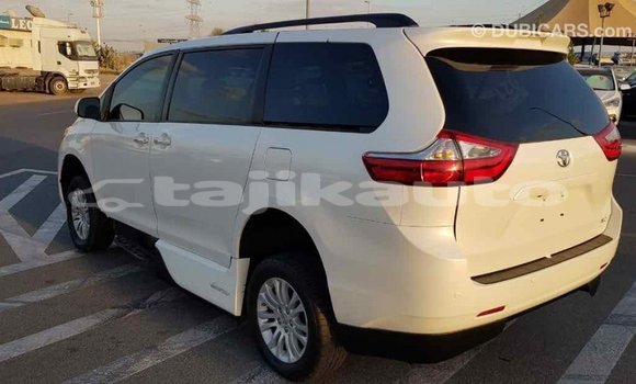 Buy Import Toyota Sienna White Car in Import - Dubai in Dushanbe Buy Import Toyota Sienna White Car in Import - Dubai in Dushanbe