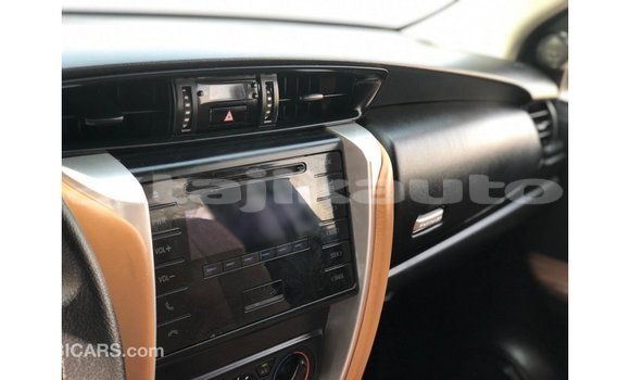 Buy Import Toyota Fortuner White Car in Import - Dubai in Dushanbe Buy Import Toyota Fortuner White Car in Import - Dubai in Dushanbe