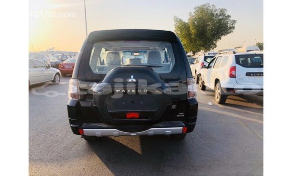 Buy Import Mitsubishi Pajero Black Car in Import - Dubai in Dushanbe Buy Import Mitsubishi Pajero Black Car in Import - Dubai in Dushanbe