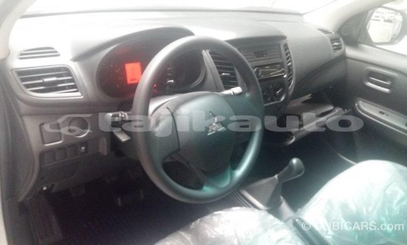 Buy Import Mitsubishi L200 White Car in Import - Dubai in Dushanbe Buy Import Mitsubishi L200 White Car in Import - Dubai in Dushanbe