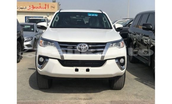 Buy Import Toyota Fortuner White Car in Import - Dubai in Dushanbe Buy Import Toyota Fortuner White Car in Import - Dubai in Dushanbe