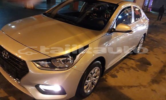 Buy Used Hyundai Solaris Silver Car in Dushanbe in Dushanbe Buy Used Hyundai Solaris Silver Car in Dushanbe in Dushanbe