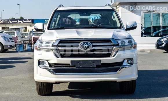Buy Import Toyota Land Cruiser White Car in Import - Dubai in Dushanbe Buy Import Toyota Land Cruiser White Car in Import - Dubai in Dushanbe