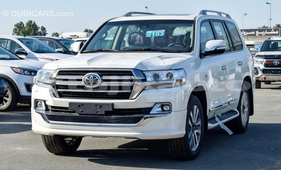 Buy Import Toyota Land Cruiser White Car in Import - Dubai in Dushanbe Buy Import Toyota Land Cruiser White Car in Import - Dubai in Dushanbe