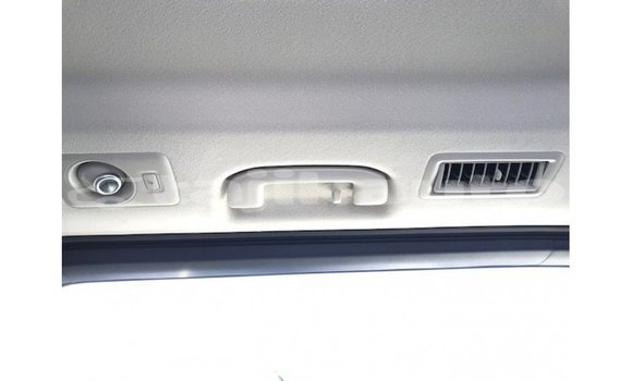 Buy Import Toyota Granvia White Car in Import - Dubai in Dushanbe Buy Import Toyota Granvia White Car in Import - Dubai in Dushanbe