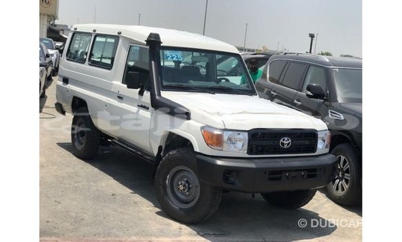 Buy Import Toyota Land Cruiser White Car in Import - Dubai in Dushanbe Buy Import Toyota Land Cruiser White Car in Import - Dubai in Dushanbe
