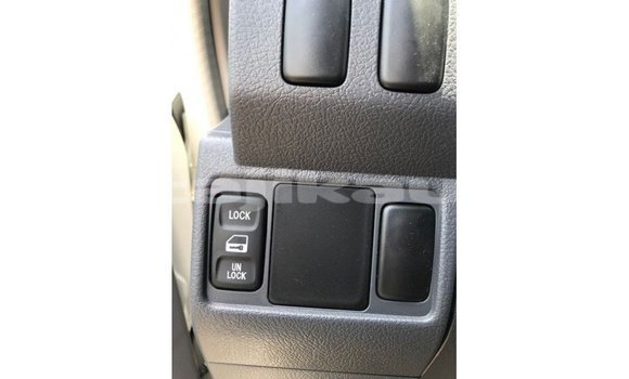 Buy Import Toyota Land Cruiser White Car in Import - Dubai in Dushanbe Buy Import Toyota Land Cruiser White Car in Import - Dubai in Dushanbe