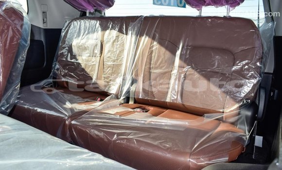 Buy Import Toyota Land Cruiser White Car in Import - Dubai in Dushanbe Buy Import Toyota Land Cruiser White Car in Import - Dubai in Dushanbe