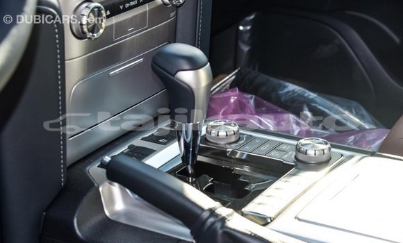 Buy Import Toyota Land Cruiser White Car in Import - Dubai in Dushanbe Buy Import Toyota Land Cruiser White Car in Import - Dubai in Dushanbe
