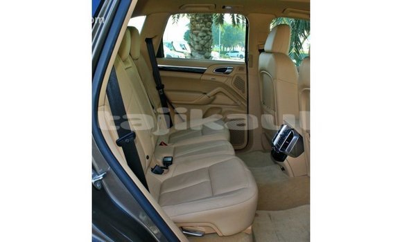Buy Import Porsche Cayenne Brown Car in Import - Dubai in Dushanbe Buy Import Porsche Cayenne Brown Car in Import - Dubai in Dushanbe