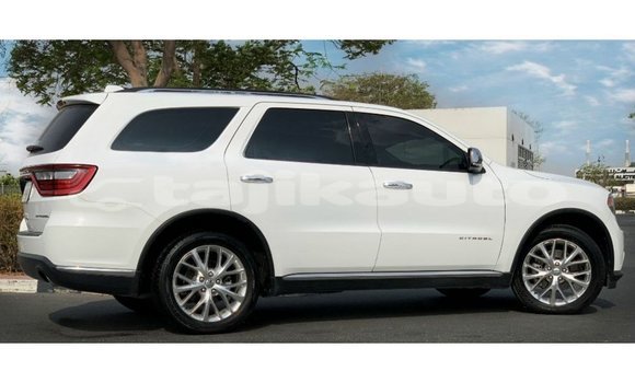 Buy Import Dodge Durango White Car in Import - Dubai in Dushanbe Buy Import Dodge Durango White Car in Import - Dubai in Dushanbe