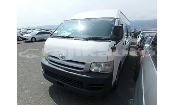 Buy Import Toyota Hiace White Car in Import - Dubai in Dushanbe Buy Import Toyota Hiace White Car in Import - Dubai in Dushanbe