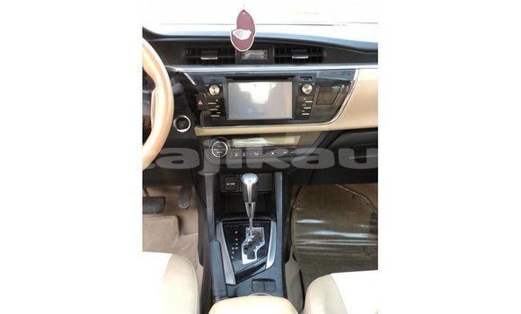 Buy Import Toyota Corolla White Car in Import - Dubai in Dushanbe Buy Import Toyota Corolla White Car in Import - Dubai in Dushanbe