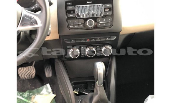 Buy Import Renault Duster Beige Car in Import - Dubai in Dushanbe Buy Import Renault Duster Beige Car in Import - Dubai in Dushanbe