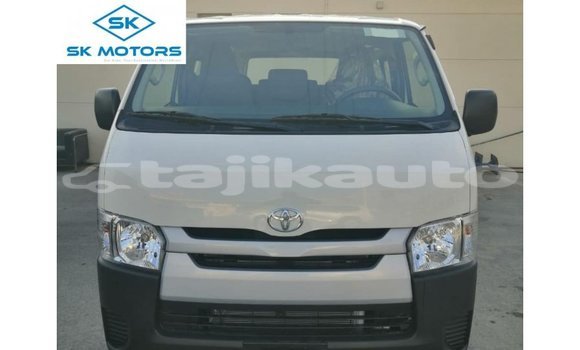 Buy Import Toyota Hiace White Car in Import - Dubai in Dushanbe
