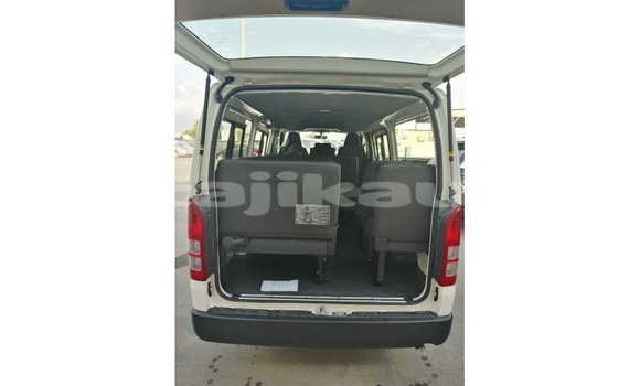 Buy Import Toyota Hiace White Car in Import - Dubai in Dushanbe Buy Import Toyota Hiace White Car in Import - Dubai in Dushanbe