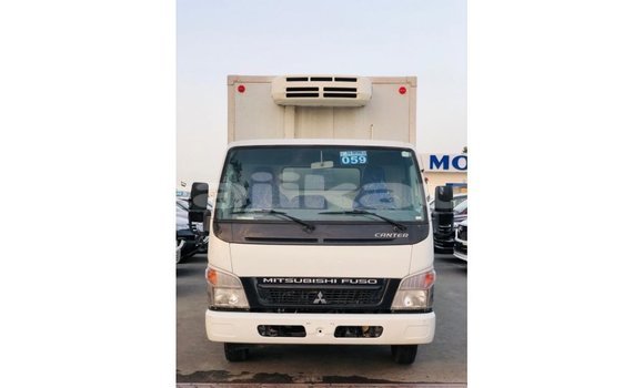 Buy Import Mitsubishi Carisma White Car in Import - Dubai in Dushanbe Buy Import Mitsubishi Carisma White Car in Import - Dubai in Dushanbe