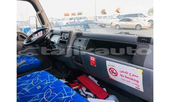 Buy Import Mitsubishi Carisma White Car in Import - Dubai in Dushanbe Buy Import Mitsubishi Carisma White Car in Import - Dubai in Dushanbe