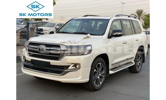 Buy Import Toyota Land Cruiser White Car in Import - Dubai in Dushanbe Buy Import Toyota Land Cruiser White Car in Import - Dubai in Dushanbe