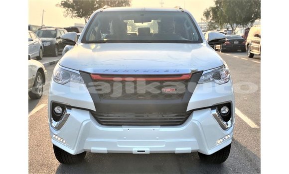 Buy Import Toyota Fortuner White Car in Import - Dubai in Dushanbe Buy Import Toyota Fortuner White Car in Import - Dubai in Dushanbe