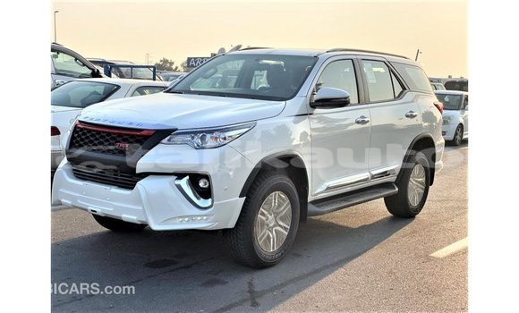 Buy Import Toyota Fortuner White Car in Import - Dubai in Dushanbe Buy Import Toyota Fortuner White Car in Import - Dubai in Dushanbe
