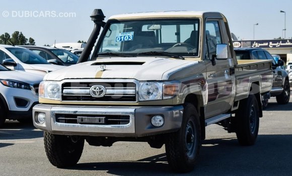 Buy Import Toyota Land Cruiser Beige Car in Import - Dubai in Dushanbe Buy Import Toyota Land Cruiser Beige Car in Import - Dubai in Dushanbe