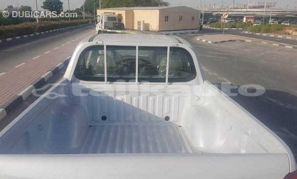 Buy Import Mitsubishi L200 White Car in Import - Dubai in Dushanbe Buy Import Mitsubishi L200 White Car in Import - Dubai in Dushanbe