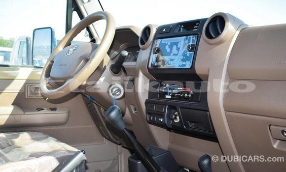 Buy Import Toyota Land Cruiser Beige Car in Import - Dubai in Dushanbe Buy Import Toyota Land Cruiser Beige Car in Import - Dubai in Dushanbe
