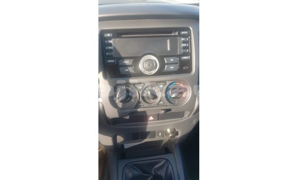 Buy Import Mitsubishi L200 White Car in Import - Dubai in Dushanbe Buy Import Mitsubishi L200 White Car in Import - Dubai in Dushanbe