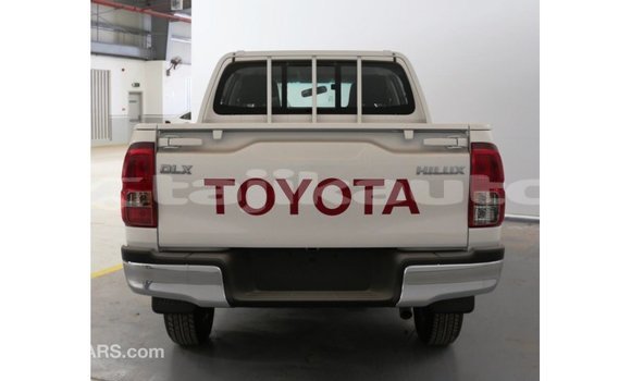 Buy Import Toyota Hilux White Car in Import - Dubai in Dushanbe Buy Import Toyota Hilux White Car in Import - Dubai in Dushanbe