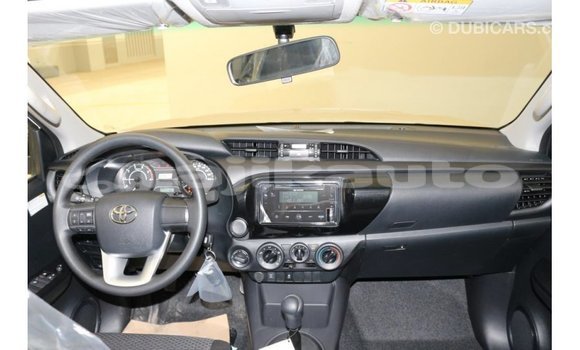 Buy Import Toyota Hilux White Car in Import - Dubai in Dushanbe Buy Import Toyota Hilux White Car in Import - Dubai in Dushanbe