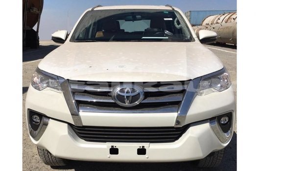 Buy Import Toyota Fortuner White Car in Import - Dubai in Dushanbe Buy Import Toyota Fortuner White Car in Import - Dubai in Dushanbe