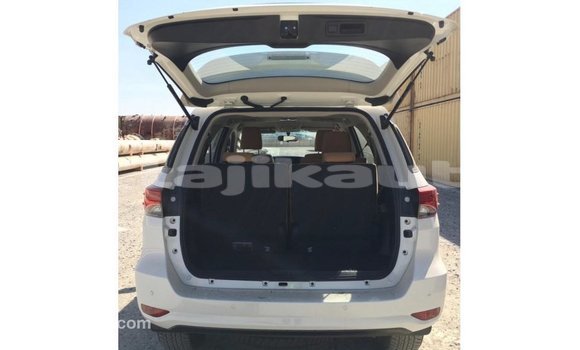 Buy Import Toyota Fortuner White Car in Import - Dubai in Dushanbe Buy Import Toyota Fortuner White Car in Import - Dubai in Dushanbe