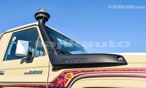 Buy Import Toyota Land Cruiser Beige Car in Import - Dubai in Dushanbe Buy Import Toyota Land Cruiser Beige Car in Import - Dubai in Dushanbe