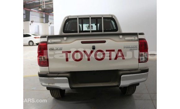 Buy Import Toyota Hilux White Car in Import - Dubai in Dushanbe Buy Import Toyota Hilux White Car in Import - Dubai in Dushanbe