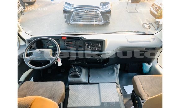 Buy Import Toyota Coaster White Car in Import - Dubai in Dushanbe Buy Import Toyota Coaster White Car in Import - Dubai in Dushanbe