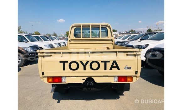 Buy Import Toyota Land Cruiser Beige Car in Import - Dubai in Dushanbe Buy Import Toyota Land Cruiser Beige Car in Import - Dubai in Dushanbe
