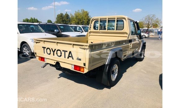 Buy Import Toyota Land Cruiser Beige Car in Import - Dubai in Dushanbe Buy Import Toyota Land Cruiser Beige Car in Import - Dubai in Dushanbe