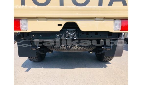 Buy Import Toyota Land Cruiser Beige Car in Import - Dubai in Dushanbe Buy Import Toyota Land Cruiser Beige Car in Import - Dubai in Dushanbe