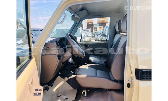 Buy Import Toyota Land Cruiser Beige Car in Import - Dubai in Dushanbe Buy Import Toyota Land Cruiser Beige Car in Import - Dubai in Dushanbe