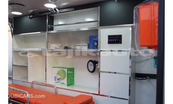 Buy Import Toyota Hiace White Car in Import - Dubai in Dushanbe Buy Import Toyota Hiace White Car in Import - Dubai in Dushanbe