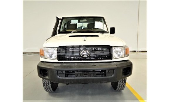 Buy Import Toyota Land Cruiser White Car in Import - Dubai in Dushanbe Buy Import Toyota Land Cruiser White Car in Import - Dubai in Dushanbe